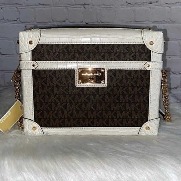 Michael Kors THEODORA Xbody/JET SET Wallet 2pc Set - Picture 2 of 8